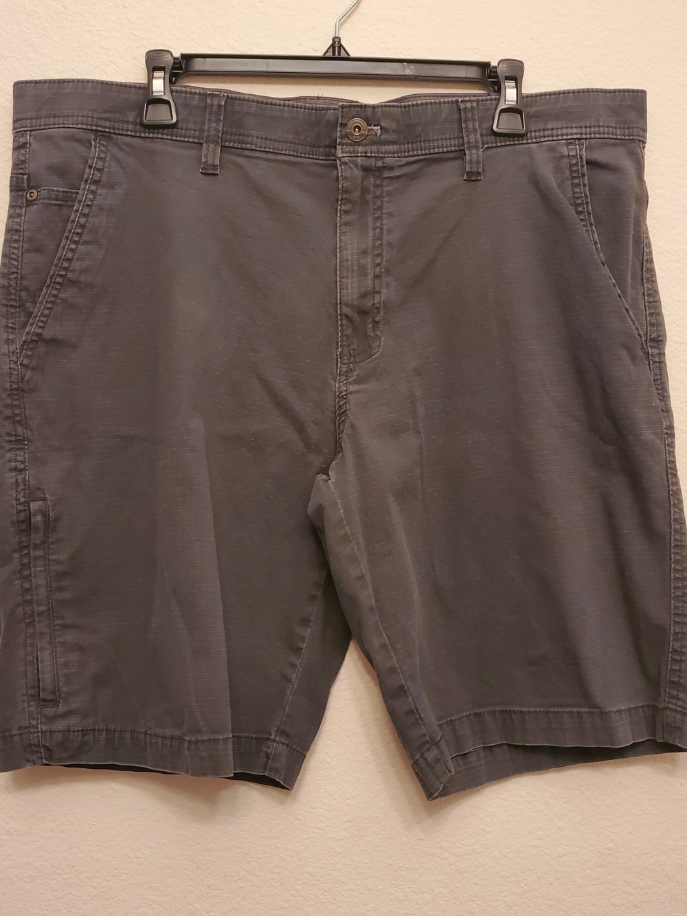 Weatherproof Men's Slate Gray Flat Front Shorts Size 38